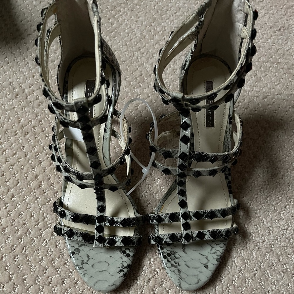 BCBG Women heels Size 6.5 New